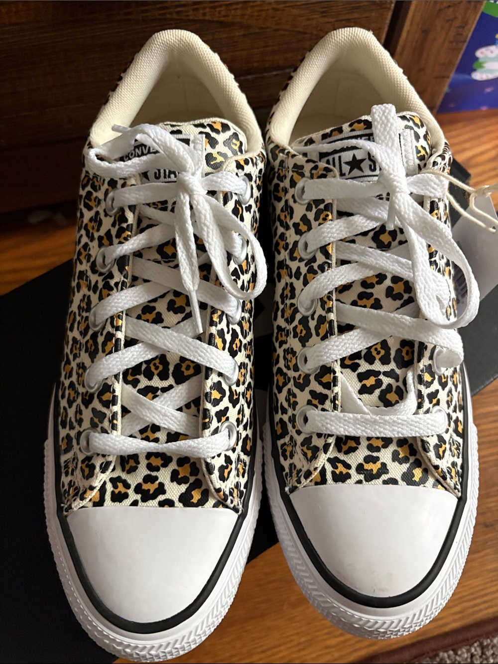 Converse Low Top Sneakers - Leopard Print Black White &Gold - Picture 2 of 7